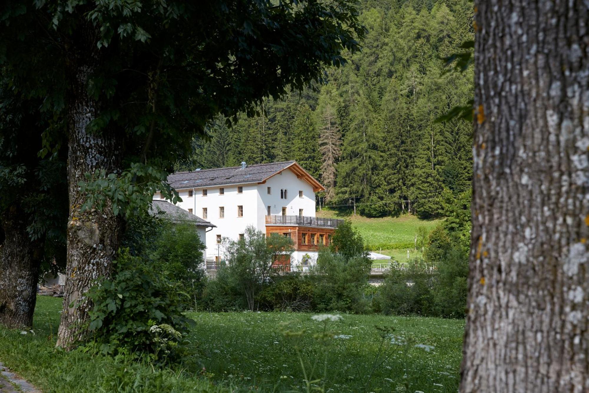 Zum Hirschen Boutique Hotel Val Di Non Unsere Liebe Frau im Walde Zewnętrze zdjęcie
