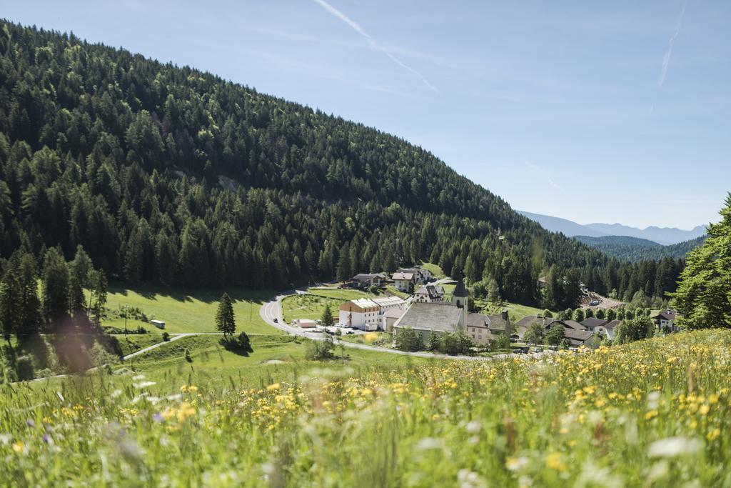 Zum Hirschen Boutique Hotel Val Di Non Unsere Liebe Frau im Walde Zewnętrze zdjęcie