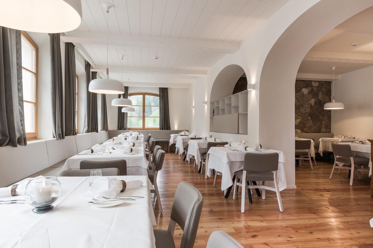 Zum Hirschen Boutique Hotel Val Di Non Unsere Liebe Frau im Walde Zewnętrze zdjęcie